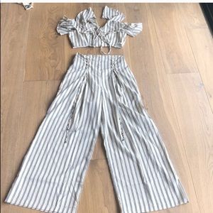 NWOT Tan and Navy matching set